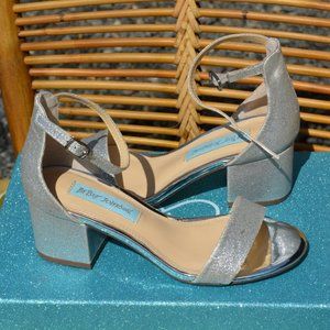 Blue by Betsey Johnson MIRI Sliver Glitter Wedding Shoes Sandals Block Heel 5
